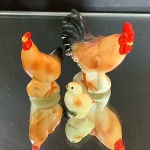 *. Vintage Bone China Rooster Hen Chick Figurines Miniature Set Vibrant Colors